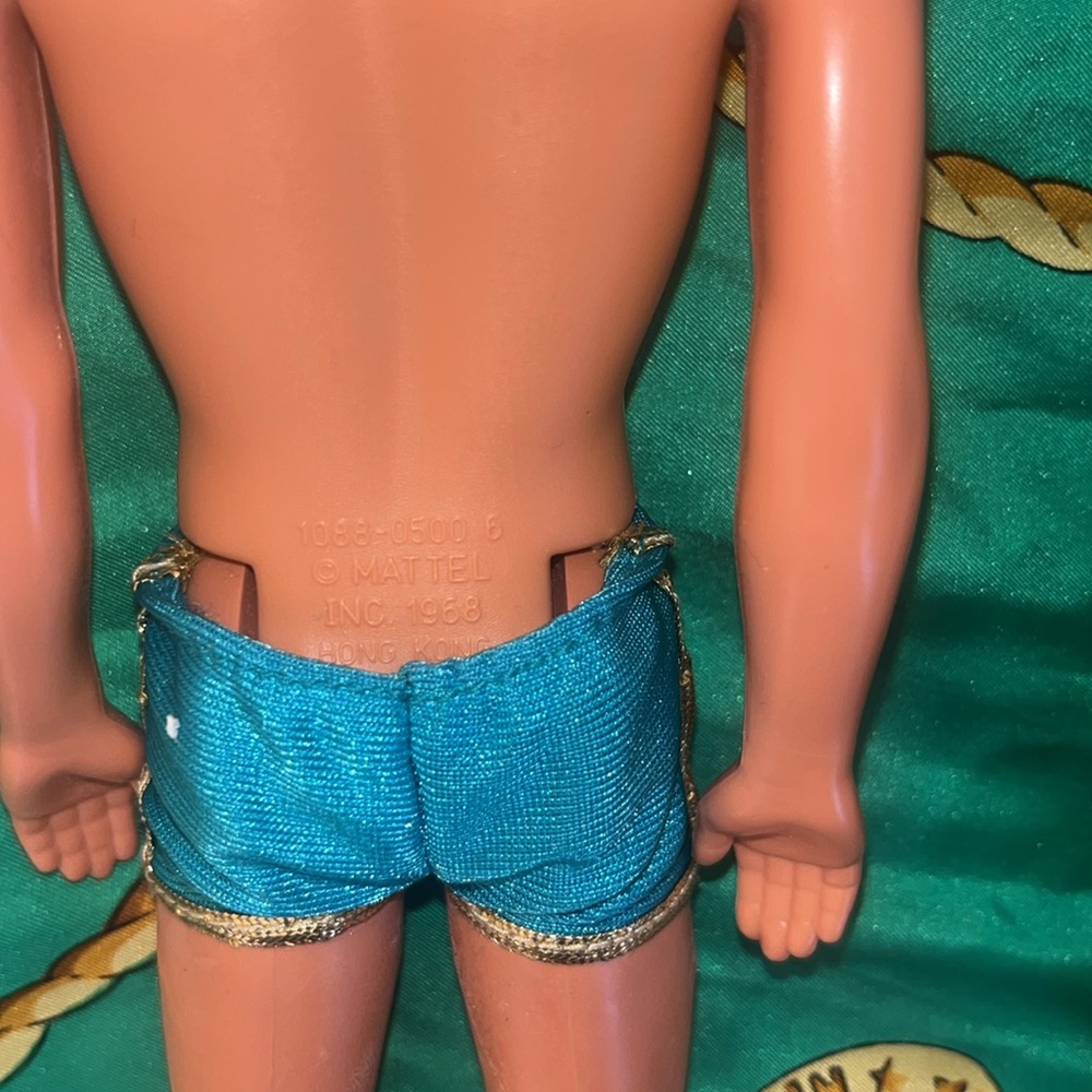 Barbie - Picture 9 of 10